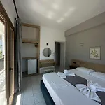 Zefiros Hotel