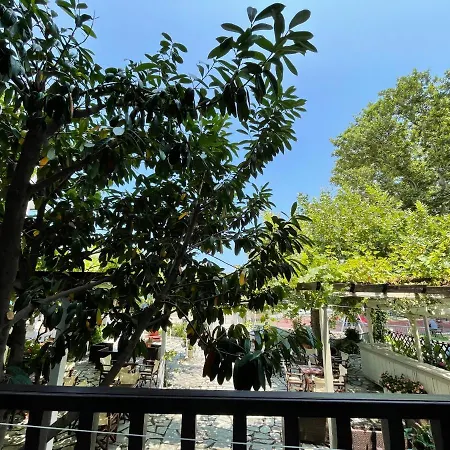 Zefiros Hotel 2*
