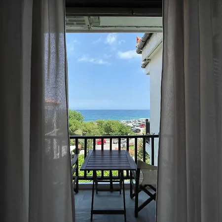 Hotel Zefiros 2*