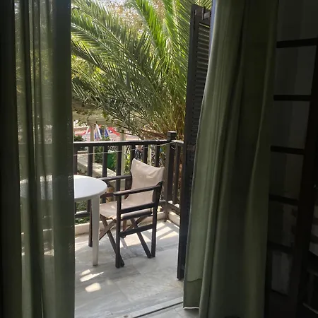 Zefiros Hotel