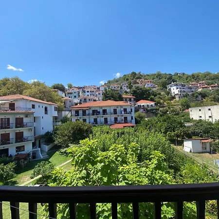 Zefiros Hotel 2*