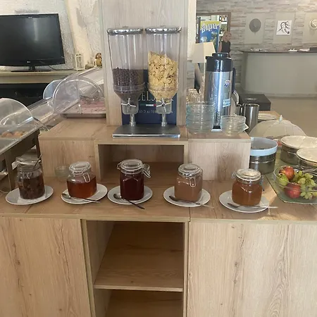 Zefiros 2* Agios Ioannis (Thessaly)