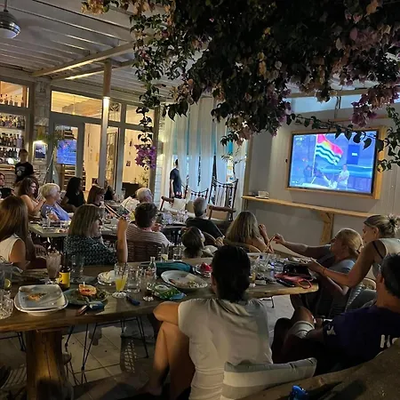 ζέφυρος Ξενοδοχείο 2*