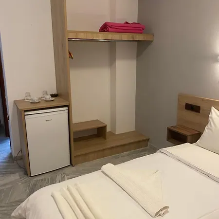 Hotel Zefiros 2*