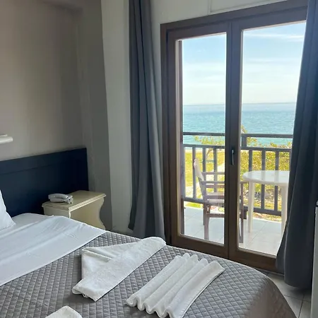 Zefiros Hotel