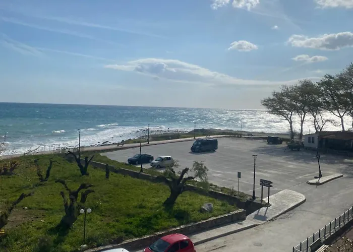 Zefiros 2* Agios Ioannis (Thessaly)