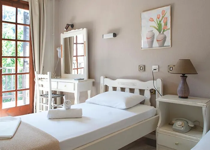 Zefiros Hotel Agios Ioannis (Thessaly)